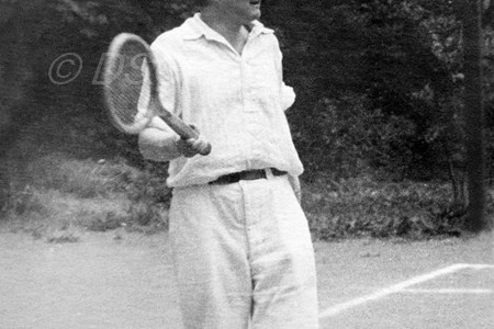 1937
