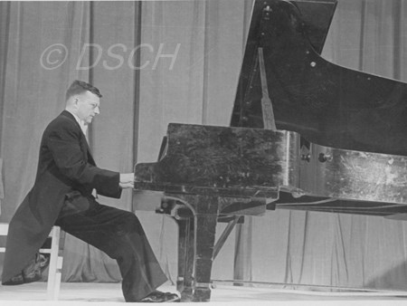<p>During performance of Preludes and Fugues, Op. 87.…</p>