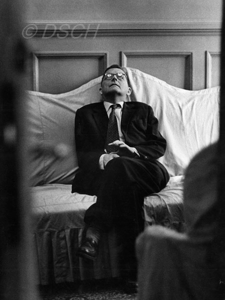 <p>During the intermission of the rehearsal of the Tw…</p>