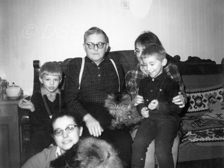 <p>At home on Nezhdanova Street with Galina, Irina An…</p>