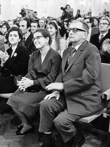 <p>Irina Antonovna and Dmitri Dmitriyevich in the Hal…</p>