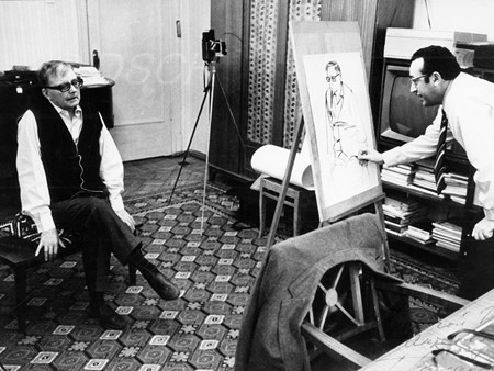 <p>Shostakovich poses for Tair Salakhov. 9 February 1…</p>