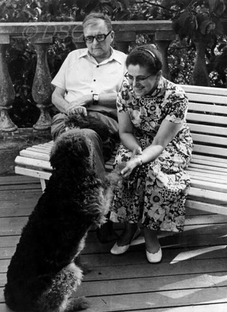 <p>Dmitry Dmitriyevich and Irina Antonovna with their…</p>